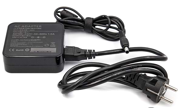 Фото - Зарядное устройство для ноутбука PowerPlant Samsung 220V 19V 90W 4.74A (WM-SA90F5530) Фото - Зарядное устройство для ноутбука PowerPlant Samsung 220V 19V 90W 4.74A (WM-SA90F5530)