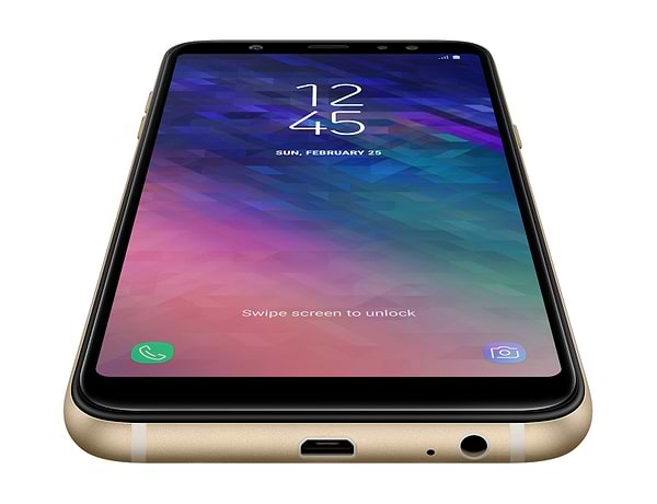 Фото - Смартфон Samsung Galaxy A6+ Gold (SM-A605)