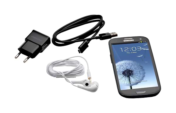 Фото - Смартфон Samsung I 9300 Galaxy S III Sapphire Black S3