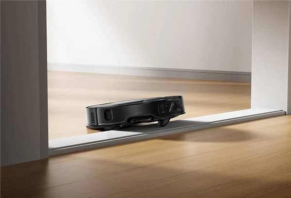 Фото - Робот-пылесос моющий RoboRock Saros Z70