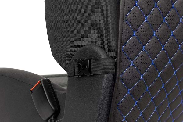 Фото - Накидка на спинку переднього сидіння автомобіля EVAtech ECO чорна з синьою ниткою, чорний кант SCFSBLB