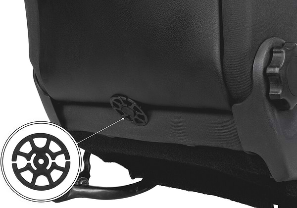 Фото - Комплект накидок под детское автокресло и на спинку переднего сиденья автомобиля EVAtech ECO черная с красной нитью, черный кант SCKIDBRB