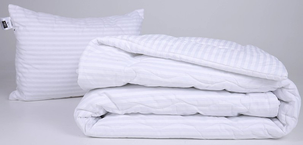 Фото - Ковдра демісезонна двоспальна MirSon антиалергенна №176 Сolor Fun Line 17-0605 Stripe White Thinsulate 172х205 + нав. 2 шт. (2200010851373)