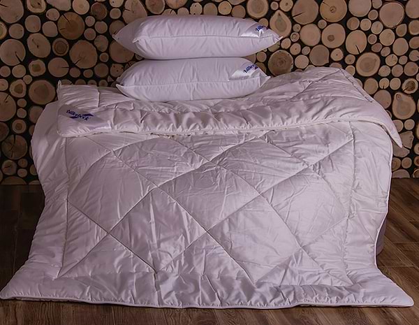 Фото - Ковдра всесезонна полуторна Billerbeck вовняна Корона полегшена 140х205 (0101-31/01)