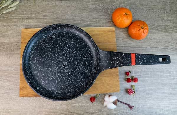 Фото - Сковорода для блинов Bollire BR-1108 Milano 24 см