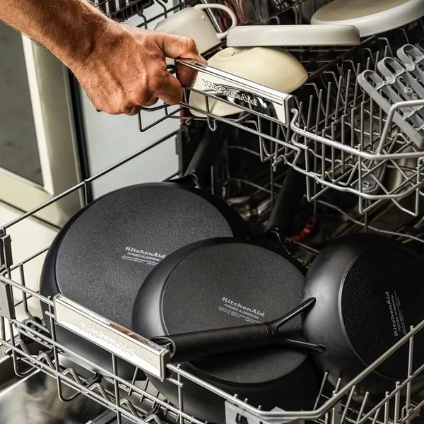 Фото - Сковорода універсальна KitchenAid CFA 28 см (CC003293-001)