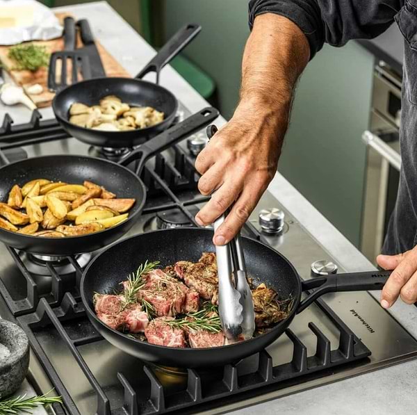 Фото - Набір сковорідок KitchenAid CFA 20+24+28 см (CC003570-001)