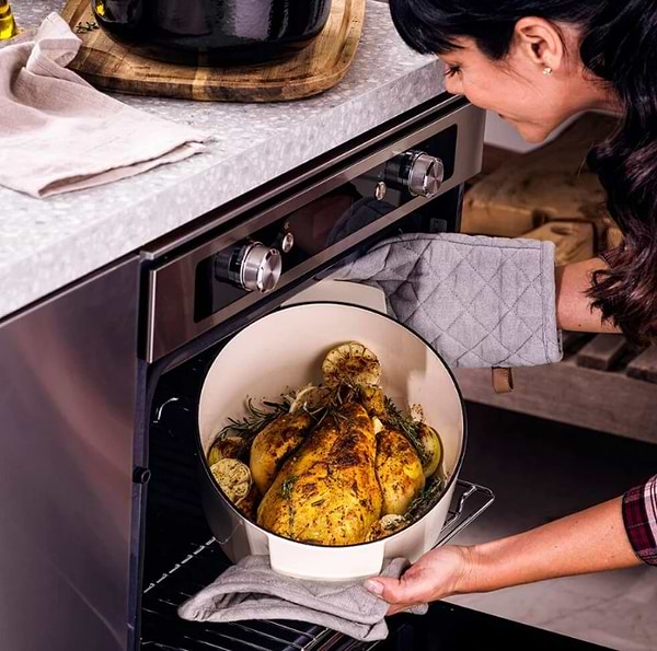 Фото - Кастрюля KitchenAid 30 см (CC006062-001)