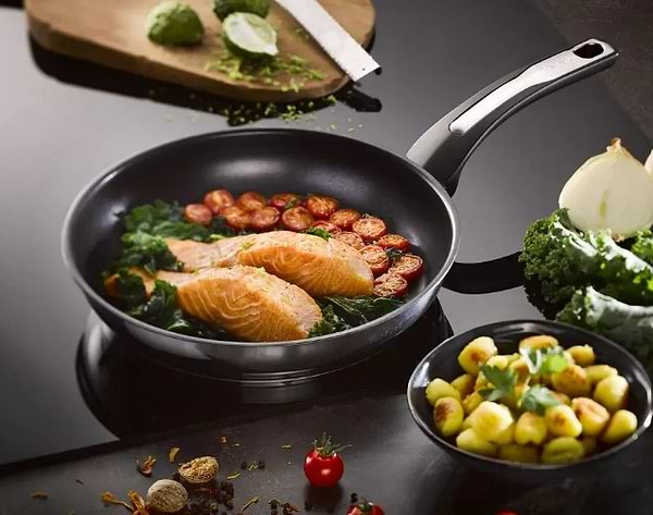 Фото - Уценка - Сковорода универсальная Tefal E3000104 Emotion 18 см