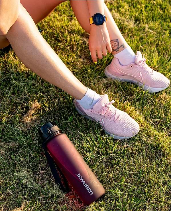 Фото - Пляшка для води UZspace 3053 Frosted 800 мл бордова