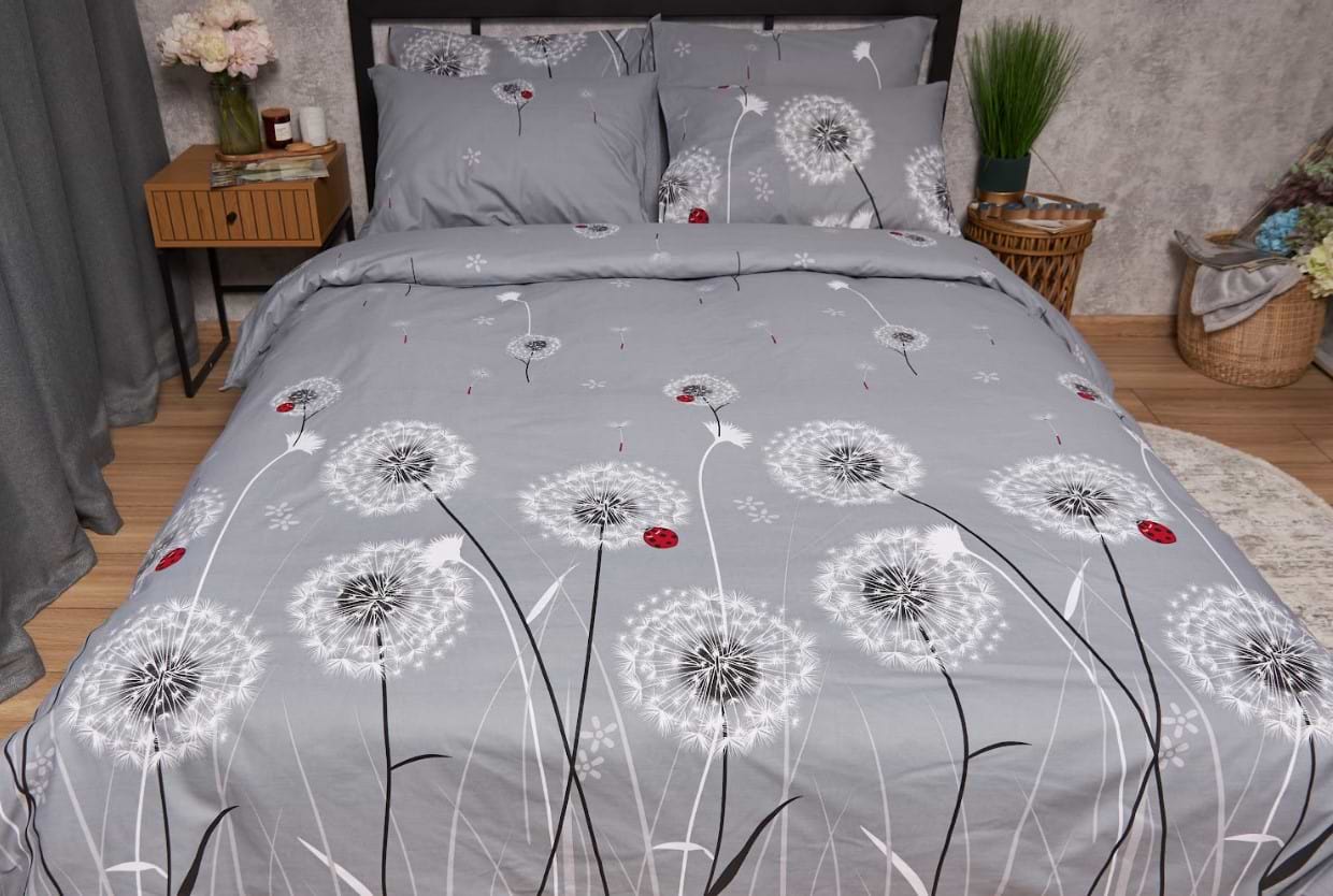 Комплект постельного белья Moon&Star Бязь Gold Люкс Ladybug175х210 нав. 4х50х70  (MS-820005433)