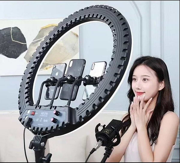 Фото - Уцінка - Набір для блогера HQ LED Lamp 21" HQ21N + штатив 2.1 м