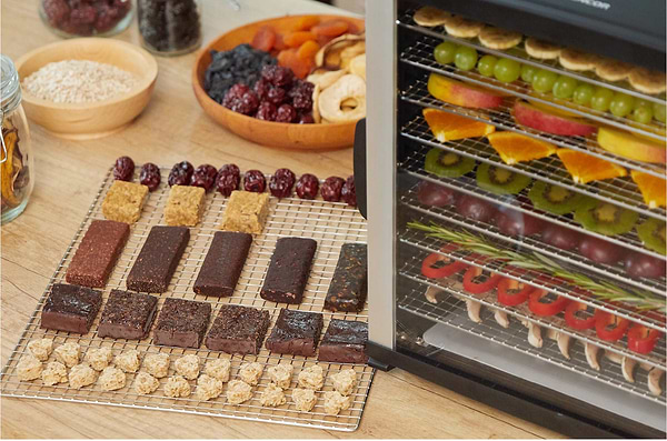 Фото - Сушарка для овочів і фруктів Sencor SFD 7000BK