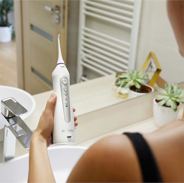 Фото - Ирригатор Sencor SOI1100SL