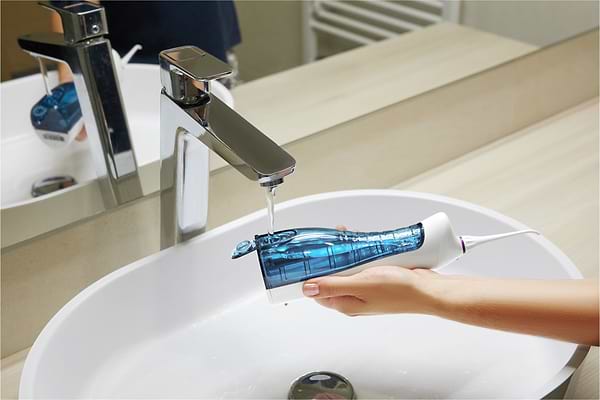 Фото - Ирригатор Sencor SOI1100SL