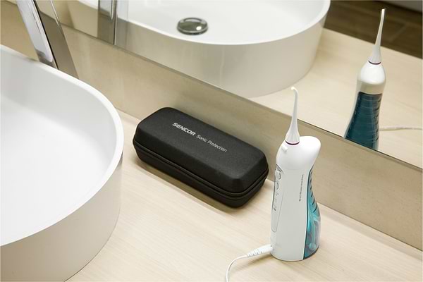 Фото - Ирригатор Sencor SOI1100SL