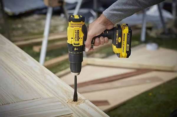 Фото - Дрель-шуруповерт Stanley FatMax (SFMCD711C2K)