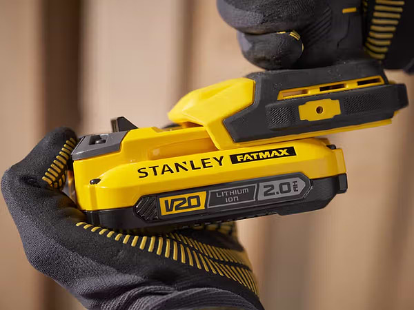 Фото - Дрель-шуруповерт Stanley FatMax V20 без ак. и ЗУ (SFMCD750B)