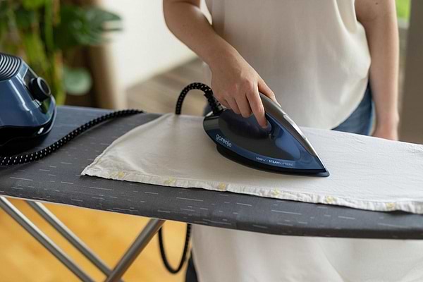 Фото - Утюг с парогенератором Gorenje SGD3000BBK SUPREME