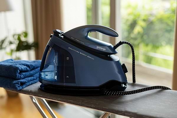 Фото - Утюг с парогенератором Gorenje SGD3000BBK SUPREME