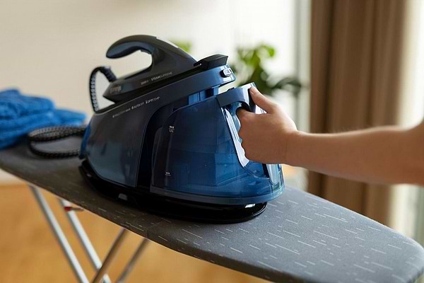 Фото - Утюг с парогенератором Gorenje SGD3000BBK SUPREME