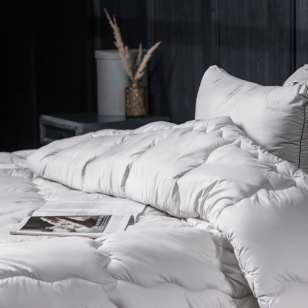 Фото - Одеяло летнее полуторное MirSon антиаллергенное №1008 "Silver Cloud" EcoSilk 140х205 (2200010352917)