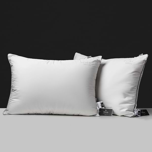 Фото - Подушка стандартна MirSon №207 Silver Cloud 70х70 см (2200009348945)