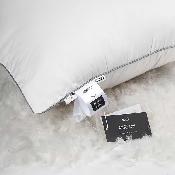 Фото - Подушка стандартна MirSon №207 Silver Cloud 70х70 см (2200009348945)