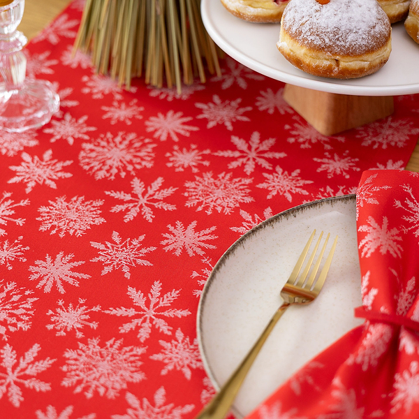Фото - Скатерть прямоугольная Едельвіка Снежинки 180х145 см Червона (247-23/00)