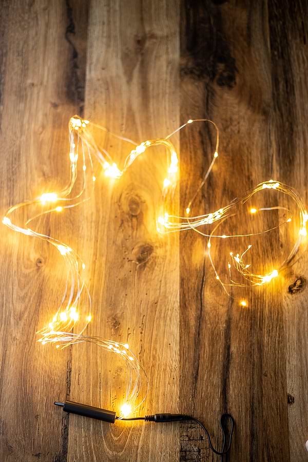 Фото - Гірлянда-штора BPNY Водопад White з адаптером 180LED, 1.8М, 10.8W (102980)