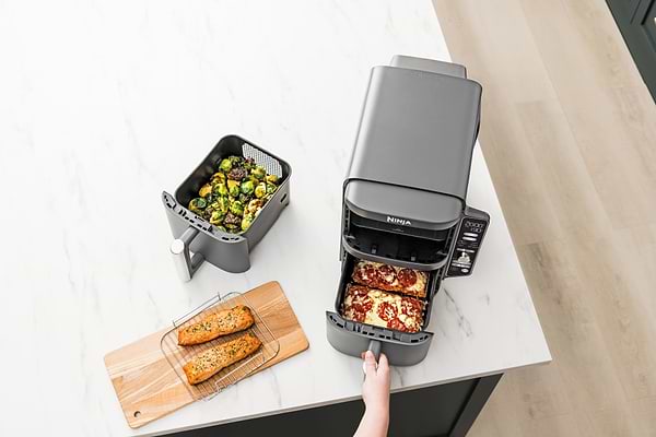 Фото - Мультипечь Ninja Double Stack XL 2-Level Air Fryer (SL400EU)