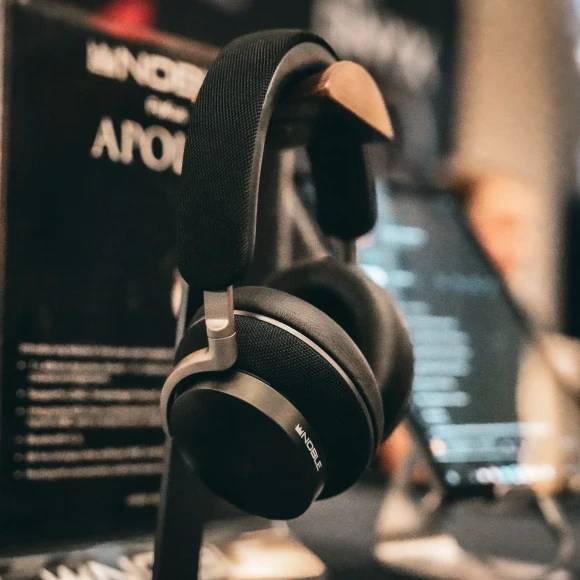 Фото - Наушники полноразмерные беспроводные Noble Audio FoKus Apollo Black