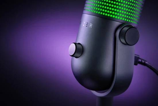 Фото - Микрофон для компьютера проводной Razer Seiren V3 Chroma (RZ19-05060100-R3M1)