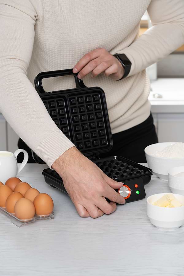 Фото - Вафельница Ardesto SM-L100LWAFFLE