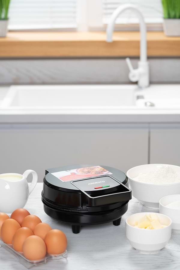 Фото - Вафельница Ardesto SM-L100RHEART