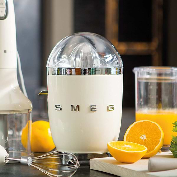 Фото - Цитрус-пресс Smeg CJF11CREU