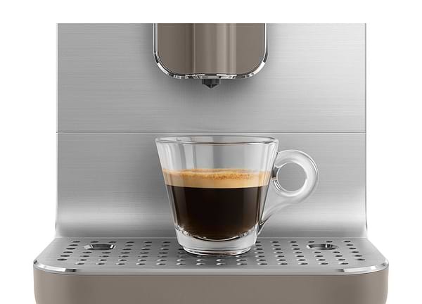 Фото - Кавомашина Smeg BCC01TPMEU