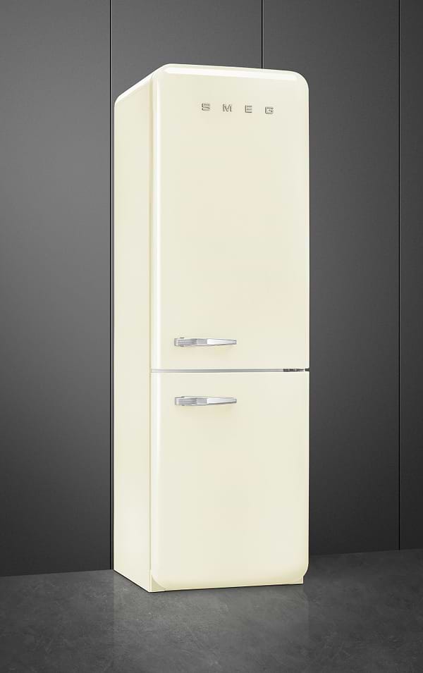 Фото - Холодильник Smeg FAB32RCR3