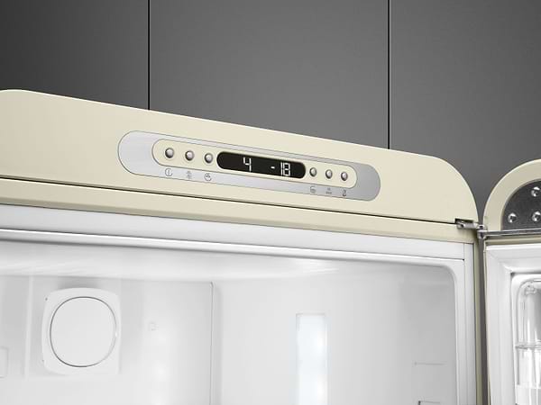 Фото - Холодильник Smeg FAB32RCR3