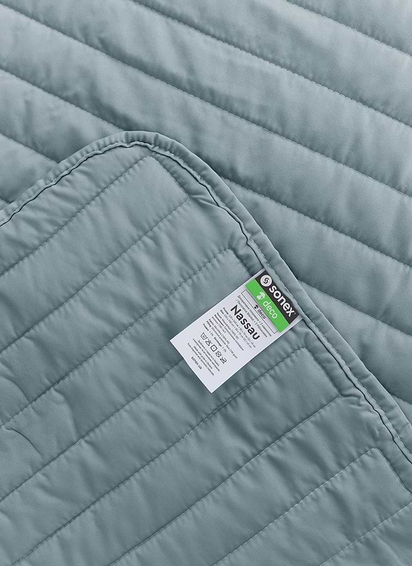 Фото - Набор покрывало + наволочки евро Sonex Nassau двухстороннее 220х240 + 50х70 см 2 шт. Темно-серое (SO102518)