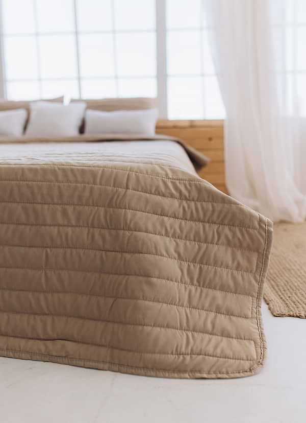 Фото - Набор покрывало + наволочки евро Sonex Nassau двухстороннее 220х240 + 50х70 см 2 шт. Коричневое (SO102517)