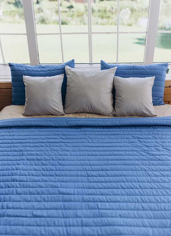 Фото - Набор покрывало + наволочки евро Sonex Nassau двухстороннее 220х240 + 50х70 см 2 шт. Синее (SO102519)