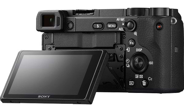 Фото - Фотокамера беззеркальная Sony Alpha 6400 kit + 18-135 Black (ILCE6400MB.CEC)