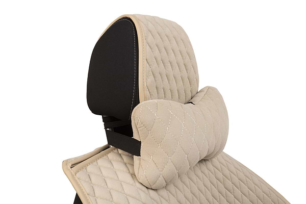 Фото - Автомобильная подушка на подголовник EVAtech из алькантары 27х16 см бежевая с бежевой нитью, малый ромб SPALMRII