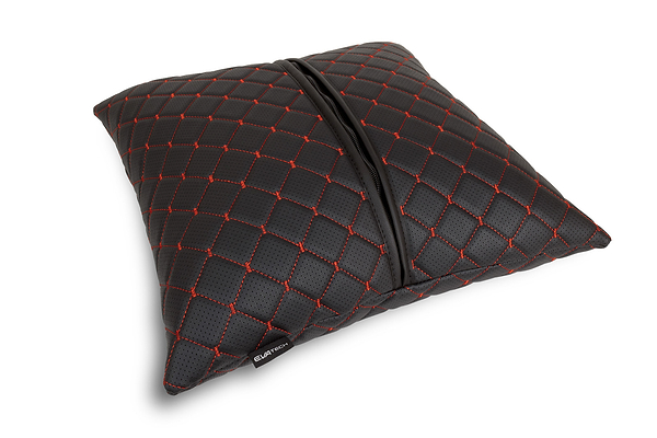 Фото - Автомобильная подушка EVAtech ECO 40x40 см Mazda черная с красной нитью SPBCSBRV099