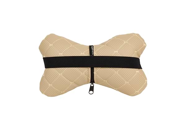 Фото - Автомобильная подушка на подголовник EVAtech ECO 27х16 см BMW M бежевая с бежевой нитью SPCRIIV006