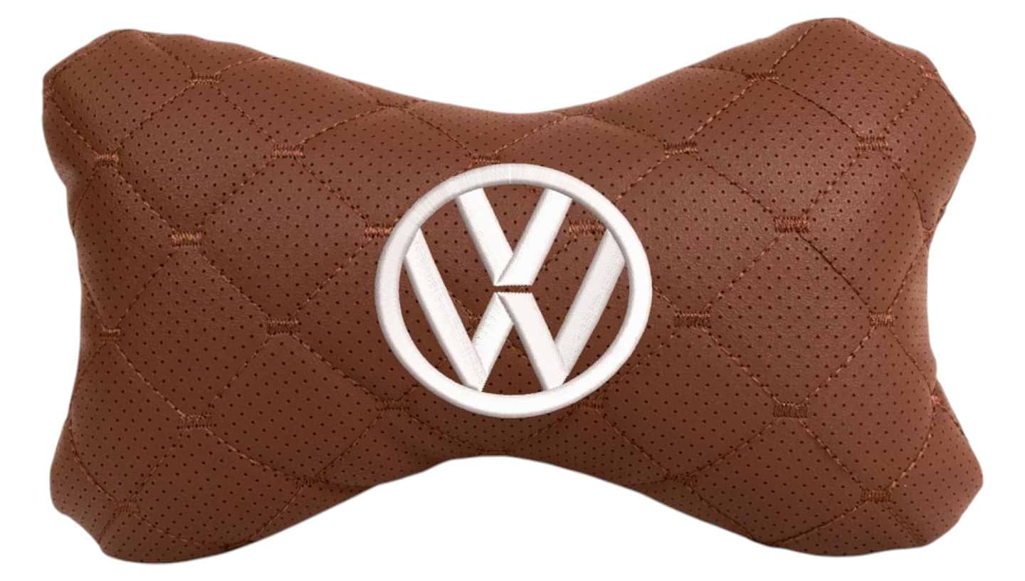 Автомобильная подушка на подголовник EVAtech ECO 27х16 см Volkswagen коричневая с коричневой нитью SPCRZZV032 - Фото 1