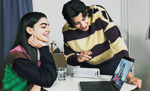 Фото - Портативна акустика Sony ULT FIELD 1 White (SRSULT10W.E)