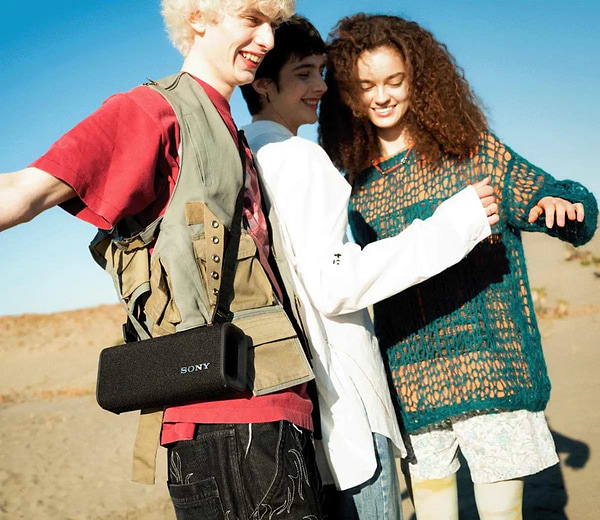 Фото - Портативная акустика Sony ULT FIELD 3 Black (SRSULT30B.E)