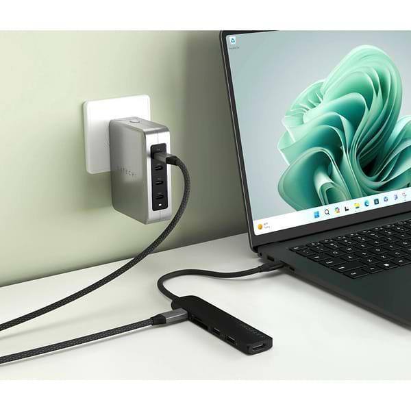 Фото - Хаб USB Satechi 6-in-1 USB-C Slim Multiport Adapter 4K Black (ST-P6SK)
